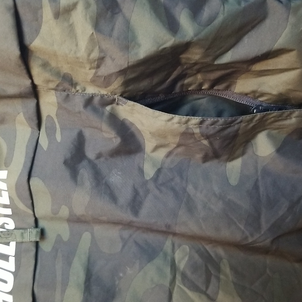 HOLLISTER EPIC FLEX WINDBREAKER HOODIE - Picture 9 of 10